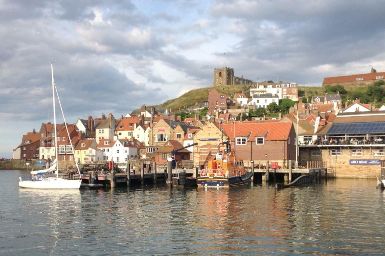 See Glympse Whitby Extérieur photo